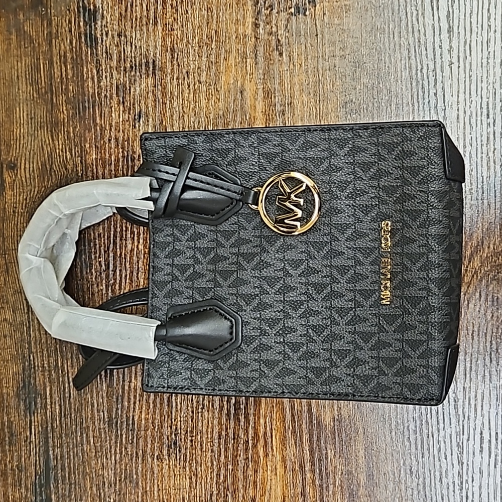 Michael Kors Extra small logo leather crossbody bag
